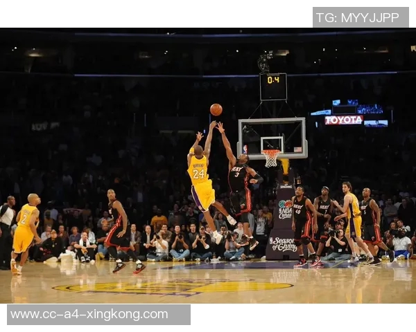 媒体人点评约克绝杀如科比经典时刻边线接球动作相似