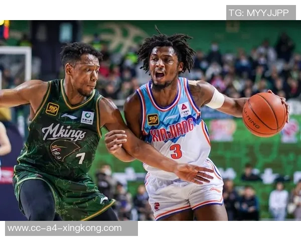 祝铭震19分钟高效表现7中5砍下16分三分球6中4展现出色状态